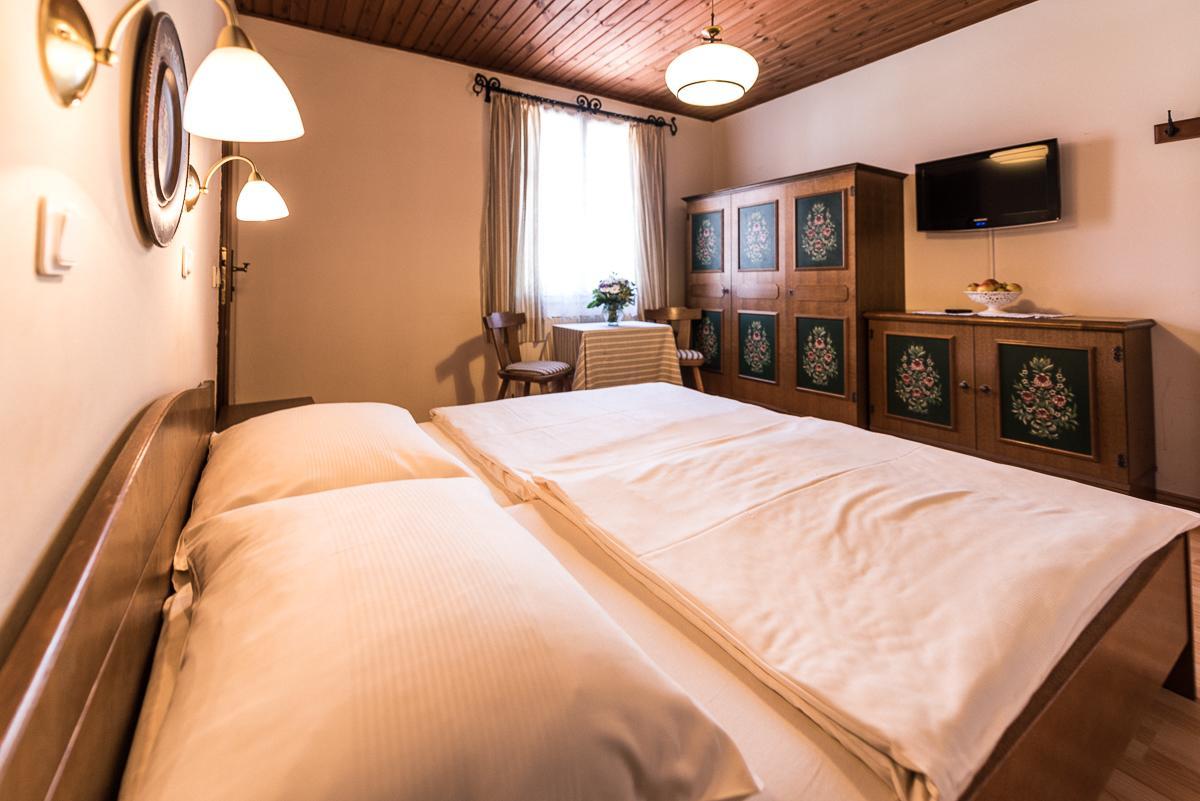 Gasthof Zum Hirschen Burgau 외부 사진
