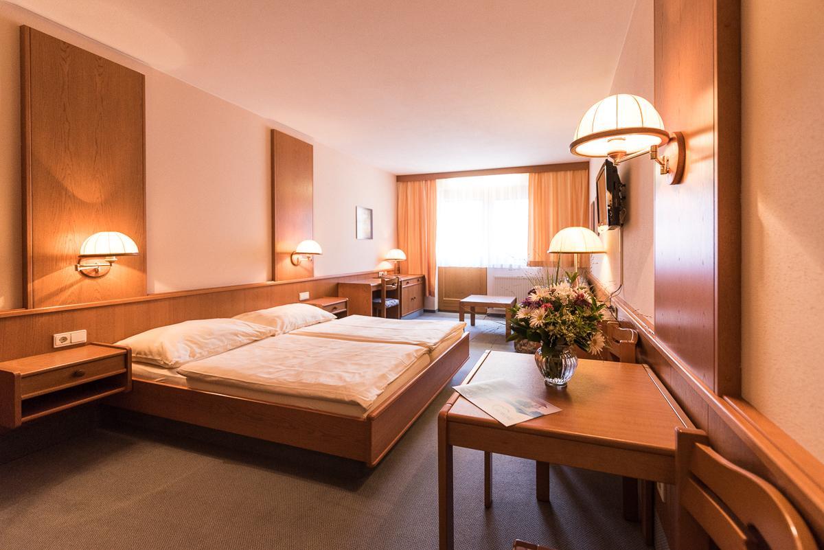 Gasthof Zum Hirschen Burgau 외부 사진