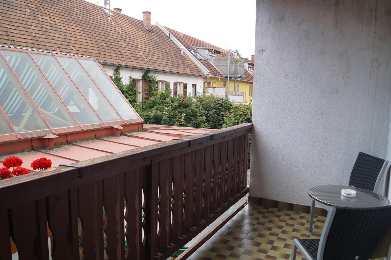 Gasthof Zum Hirschen Burgau 외부 사진